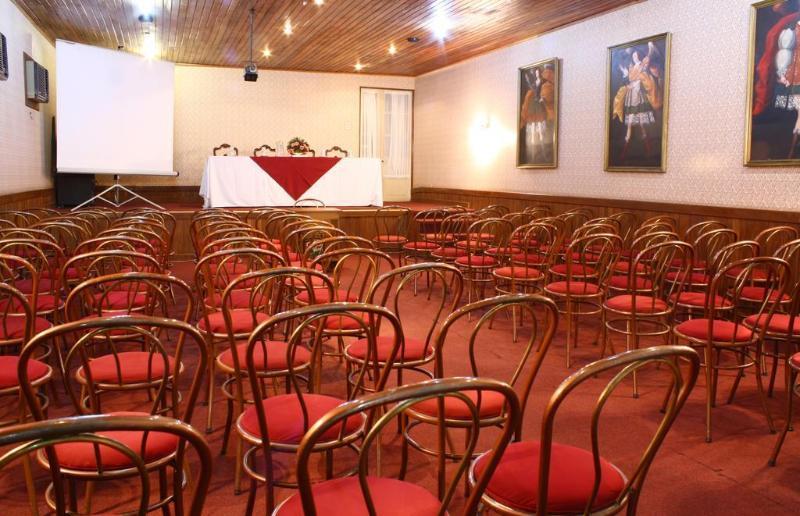 Capital Plaza Hotel Sucre Esterno foto